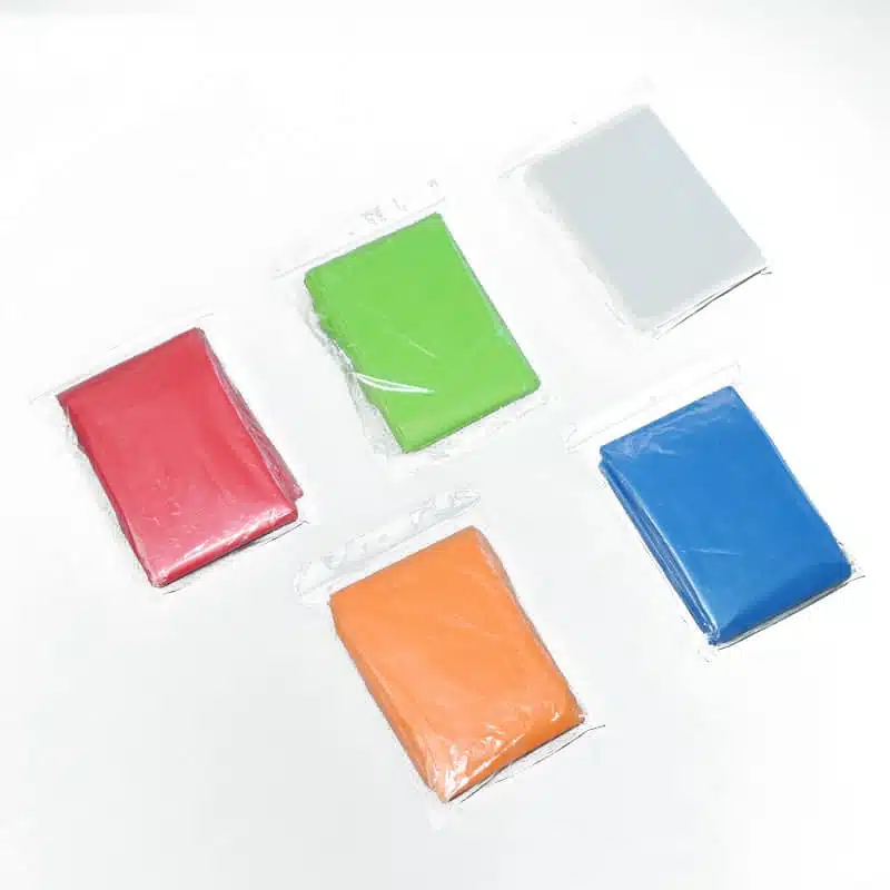 Extra large PE plastic raincoat - 이미지 5