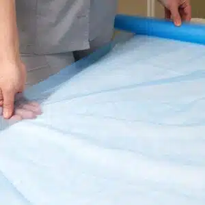 بياضات سرير تُستخدم لمرة واحدة للتدليك