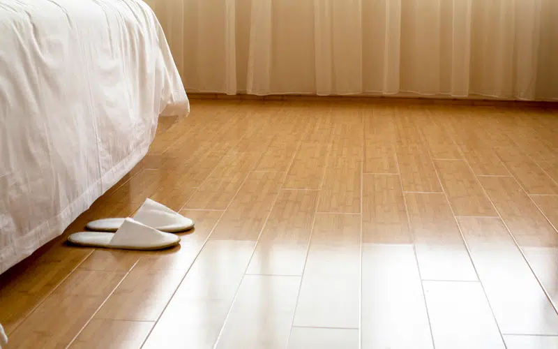 Best slippers for online tile floors