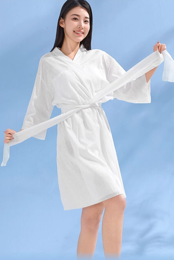 Difference Between Robe And Bathrobe